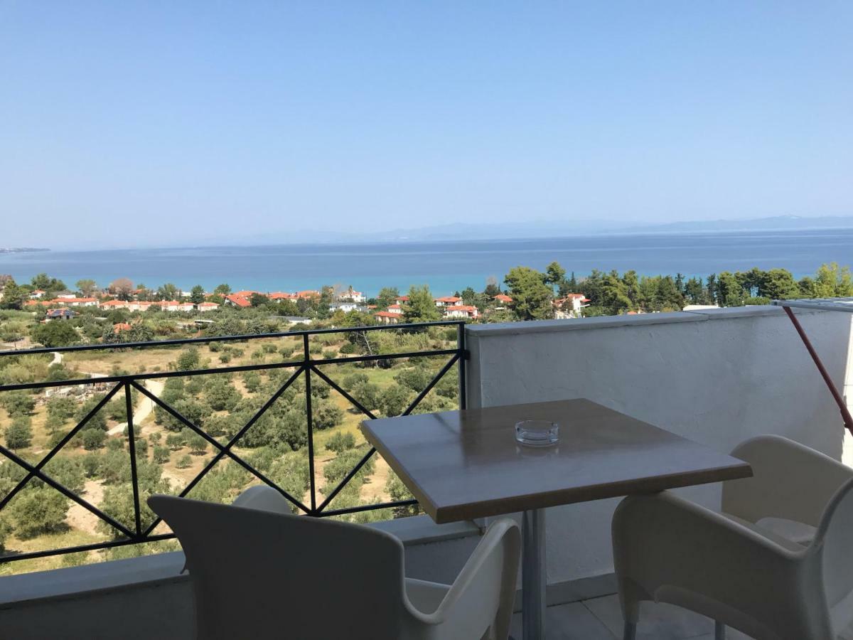 Zephyros Aparthotel Полихроно Екстериор снимка