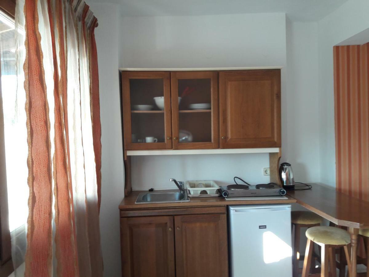 Zephyros Aparthotel Полихроно Екстериор снимка