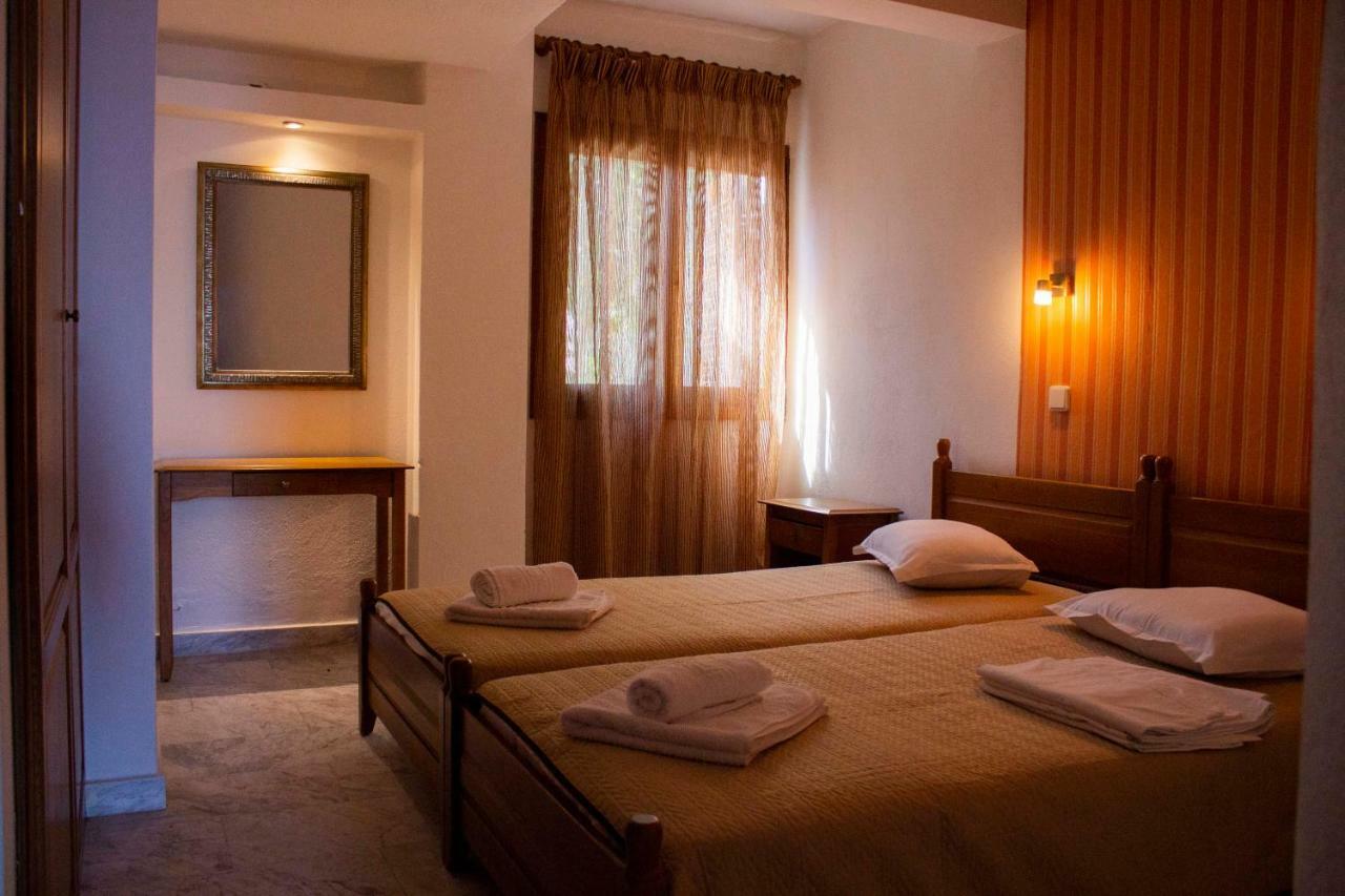 Zephyros Aparthotel Полихроно Екстериор снимка