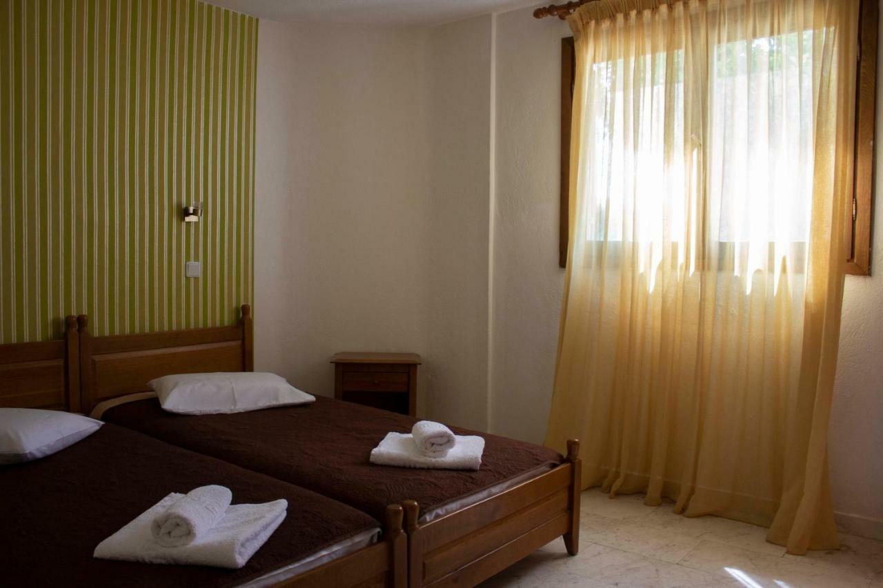 Zephyros Aparthotel Полихроно Екстериор снимка