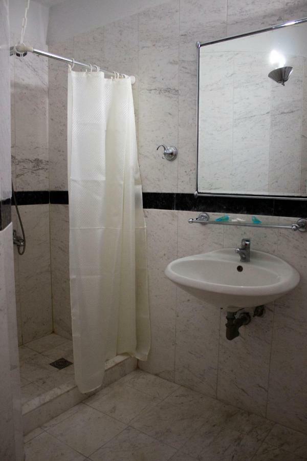 Zephyros Aparthotel Полихроно Екстериор снимка